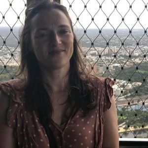 Meet your Posher, Laura